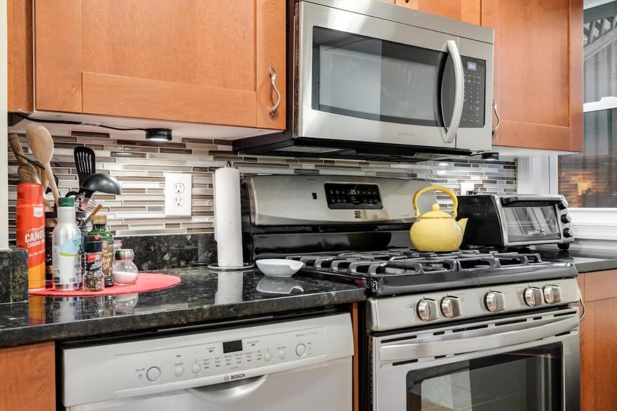 Entire 1-Br Apt In Noma Eckington Washington Buitenkant foto