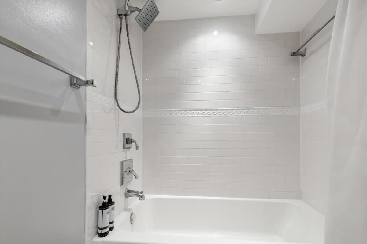 Entire 1-Br Apt In Noma Eckington Washington Buitenkant foto